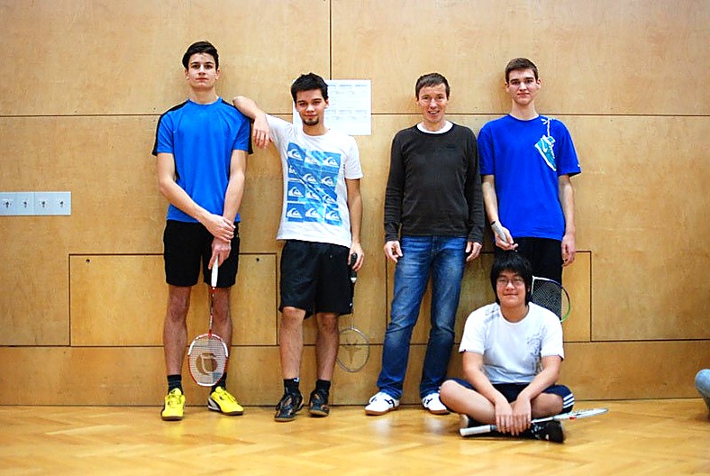 Vorschaubild Bericht „Freifach Badminton und Tischtennis 2015/16“