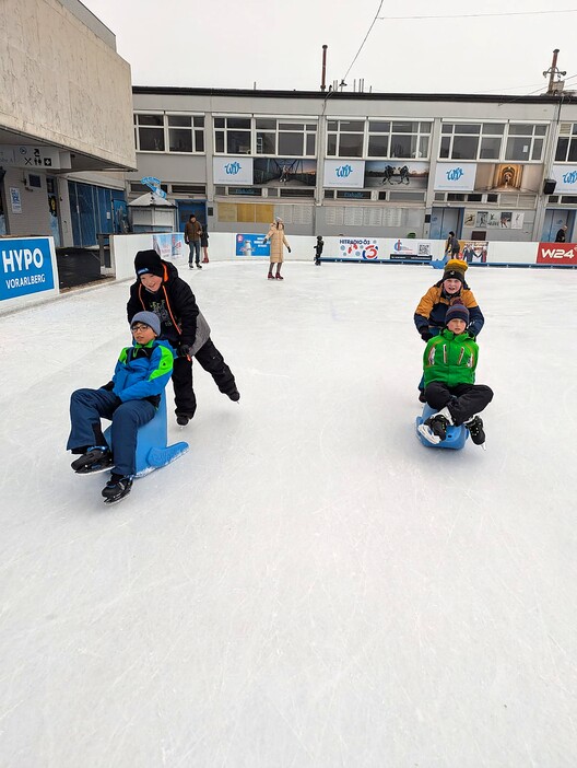 Vorschaubild Bericht „Spiel und Spaß beim Wiener-Eislaufverein 2026“ Vorschaubild Bericht „Spiel und Spaß beim Wiener-Eislaufverein 2026“