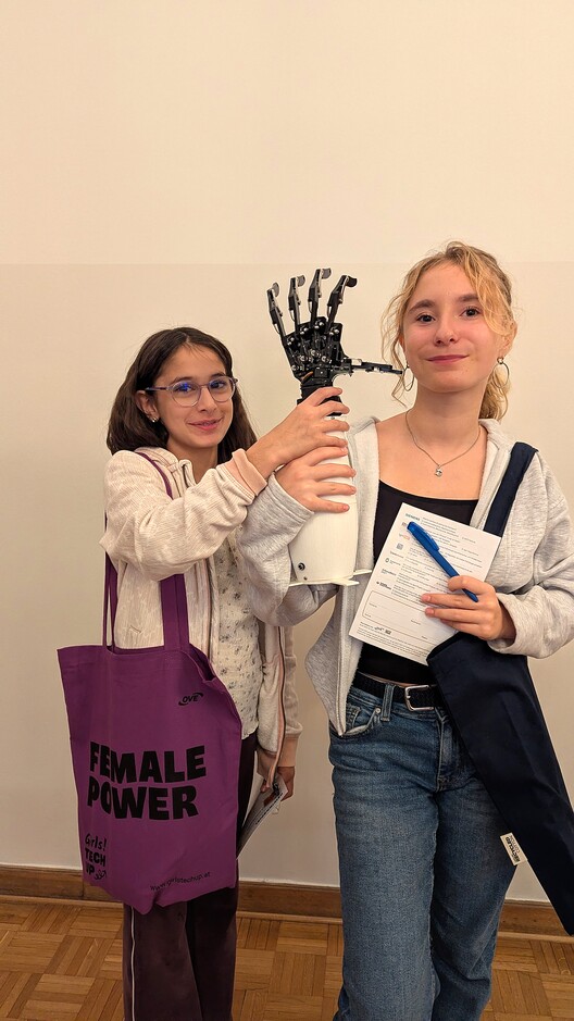 Vorschaubild Bericht „Waltergasse beim „Girls! TECH UP“-Erlebnistag“